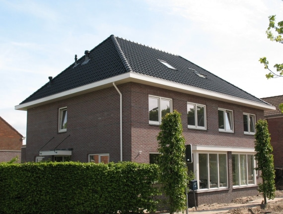 Klassieke 2-onder-1 kap woning te Noordwijkerhout